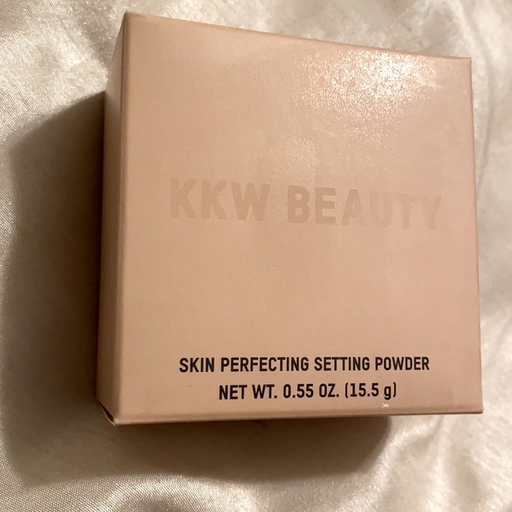 KKW Beauty Skin Perfecting Setting Powder #2